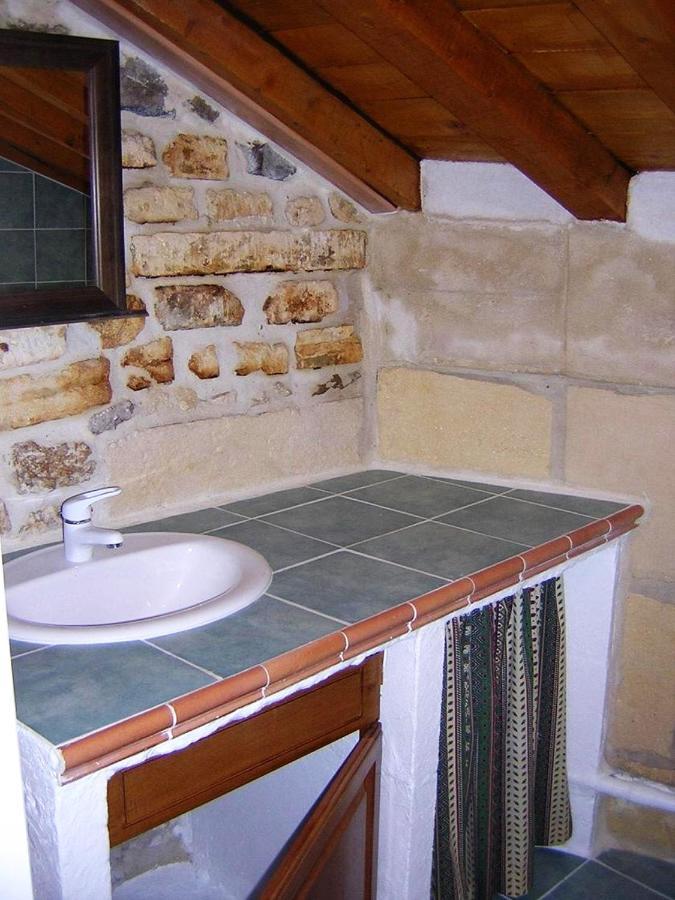 Luclem Apartment Arles Bagian luar foto